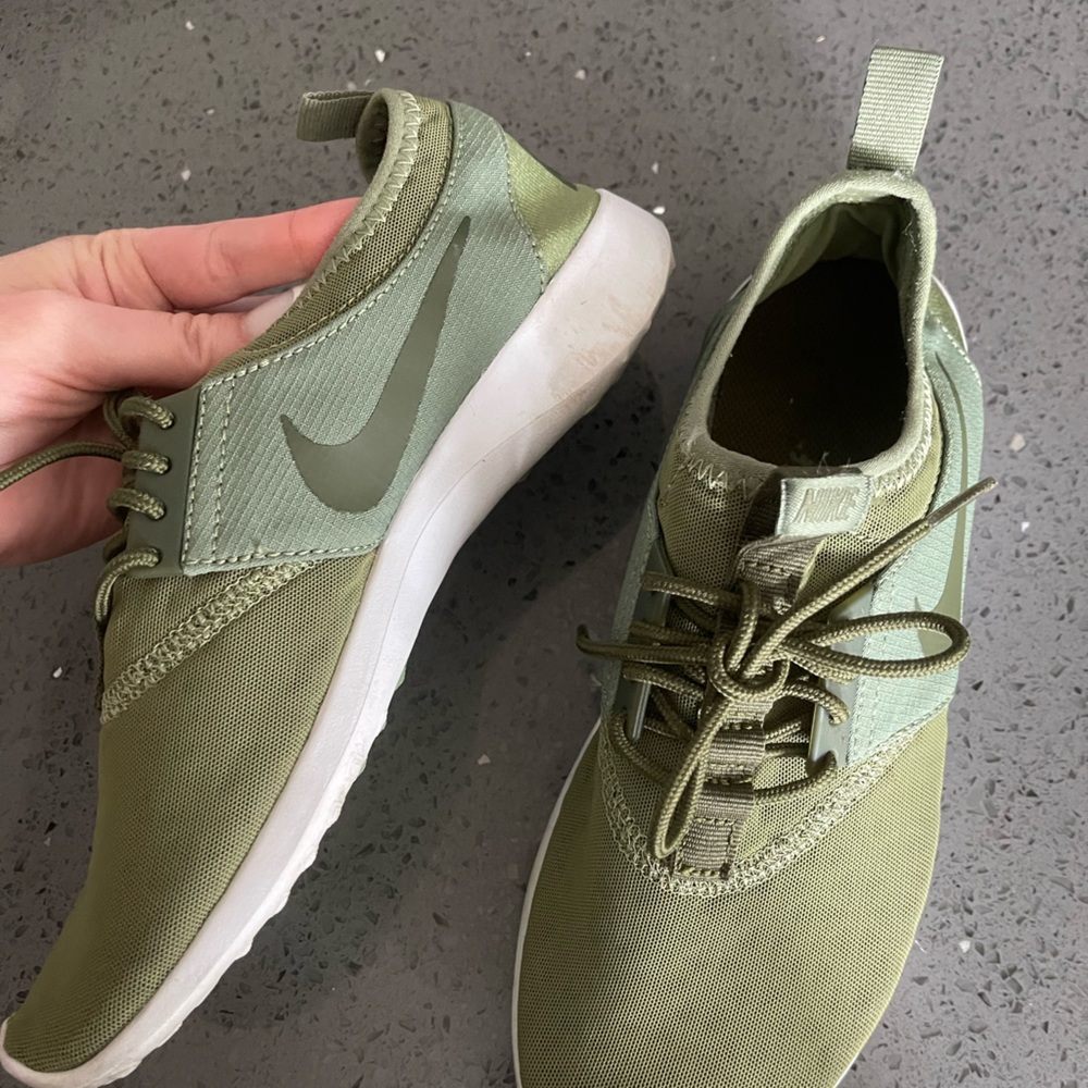 Women’s Nike Juvenate Shoes